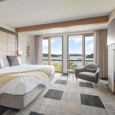 Отель Friday Harbor House Экстерьер фото