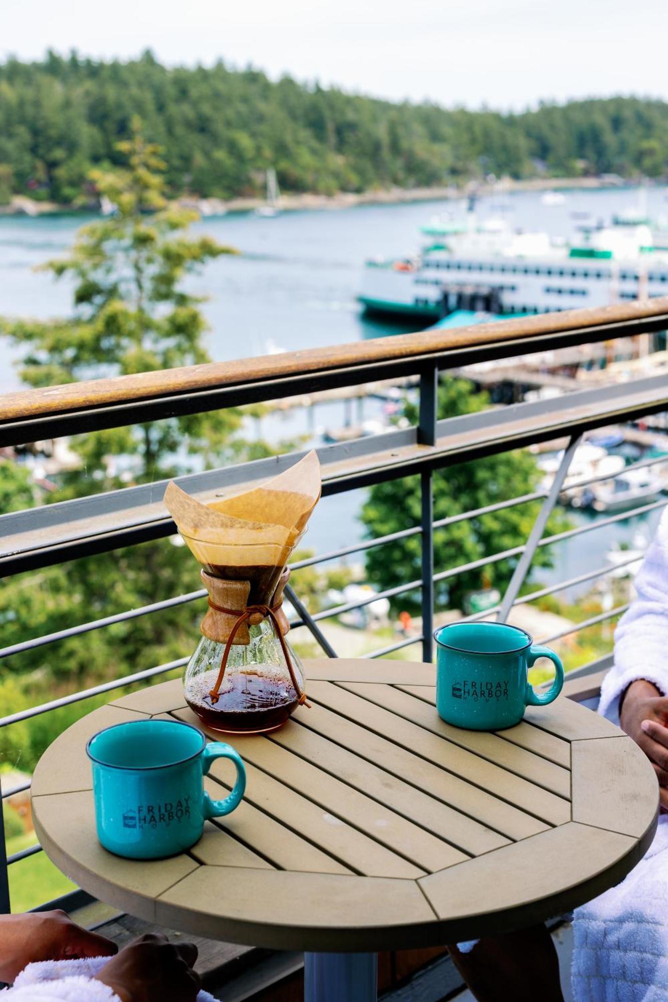 Отель Friday Harbor House Экстерьер фото