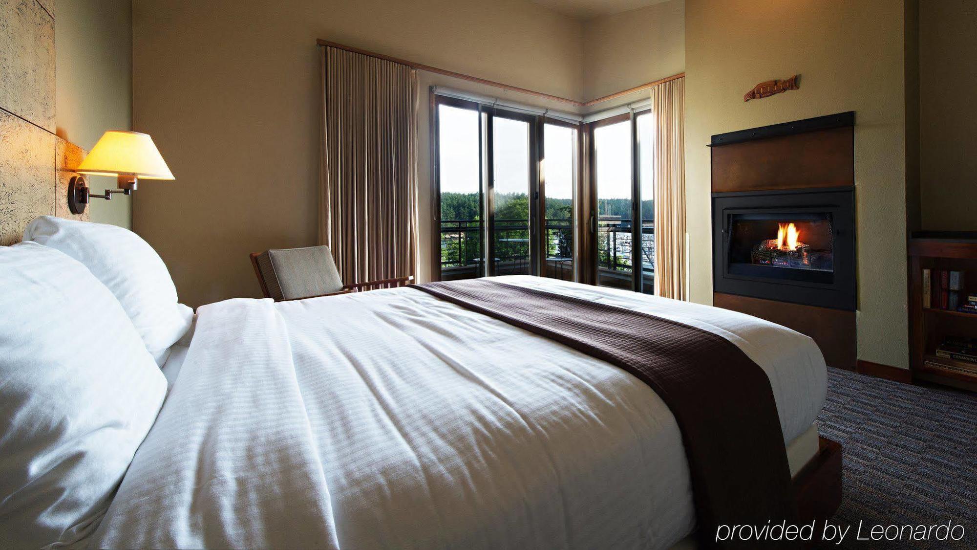Отель Friday Harbor House Экстерьер фото
